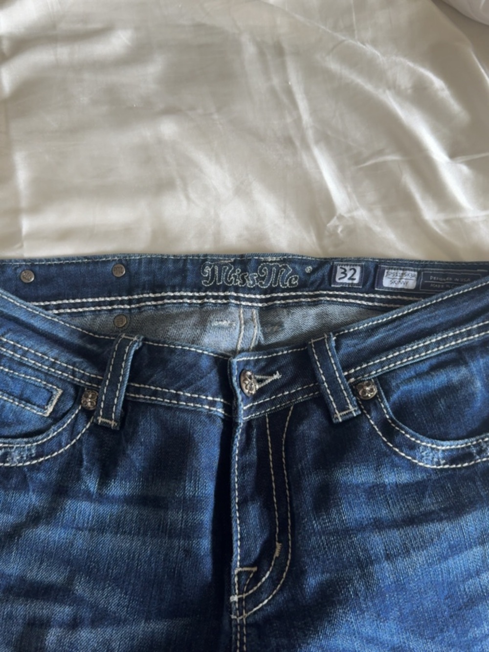 Miss Me Straight Leg Jeans - Size 32